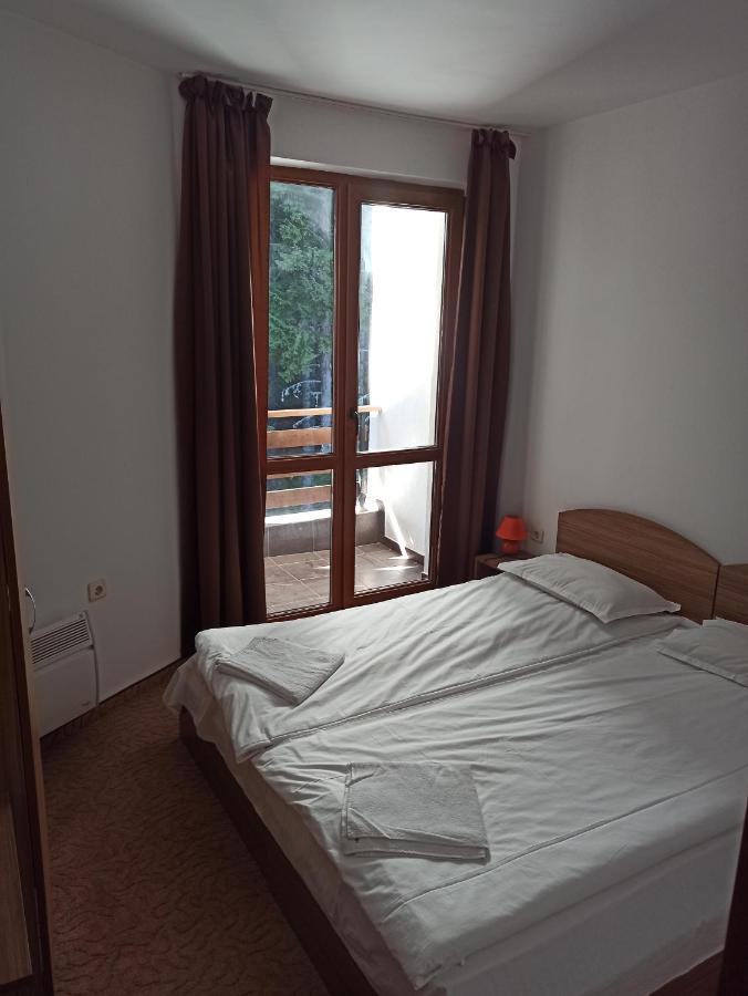 Private Apartments Nevena Pamporowo Exterior foto